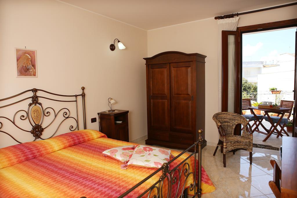 B&B Minerva Castro  Zimmer foto